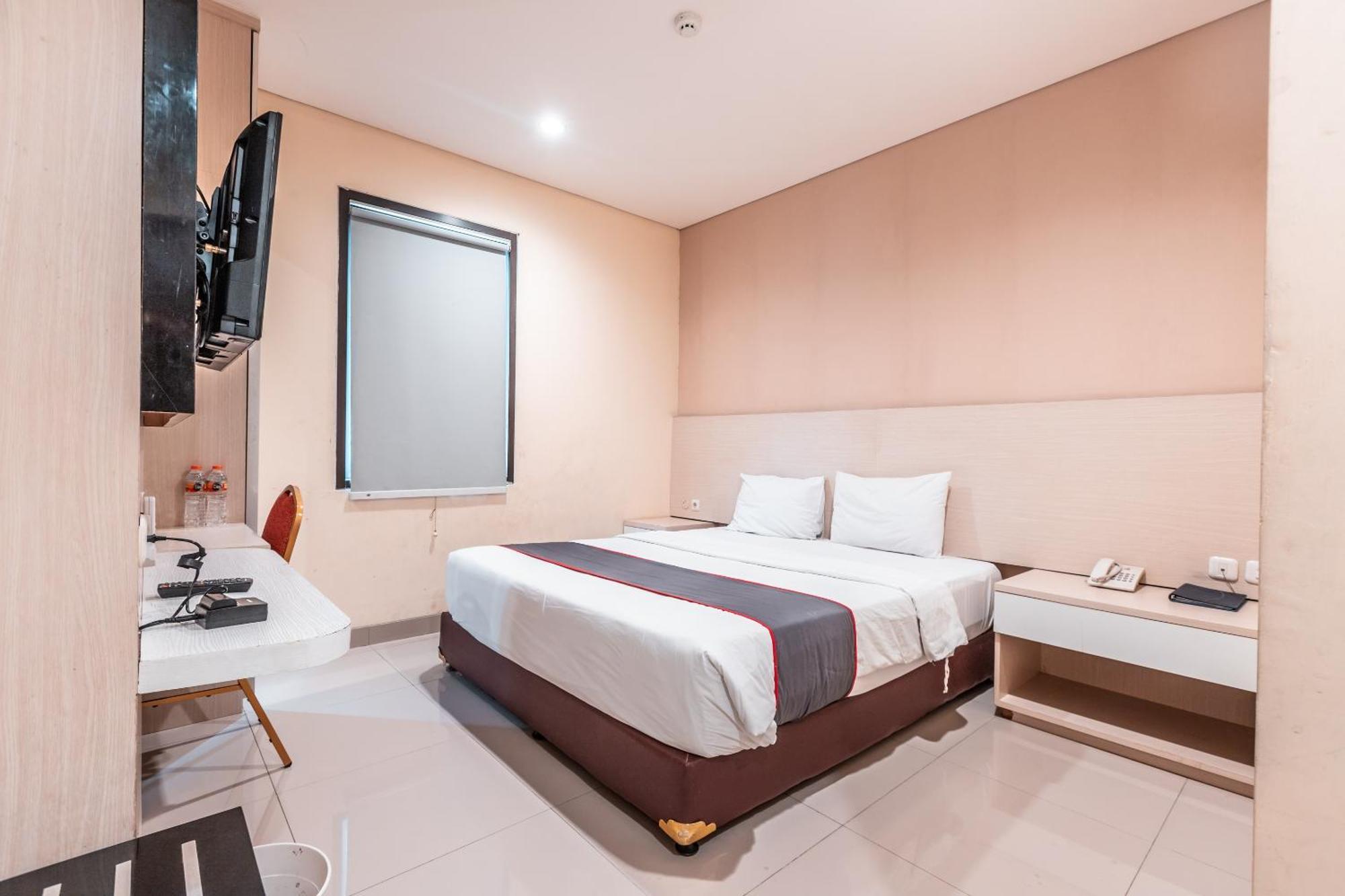 Collection O Hotel Igloo Бекаси Экстерьер фото
