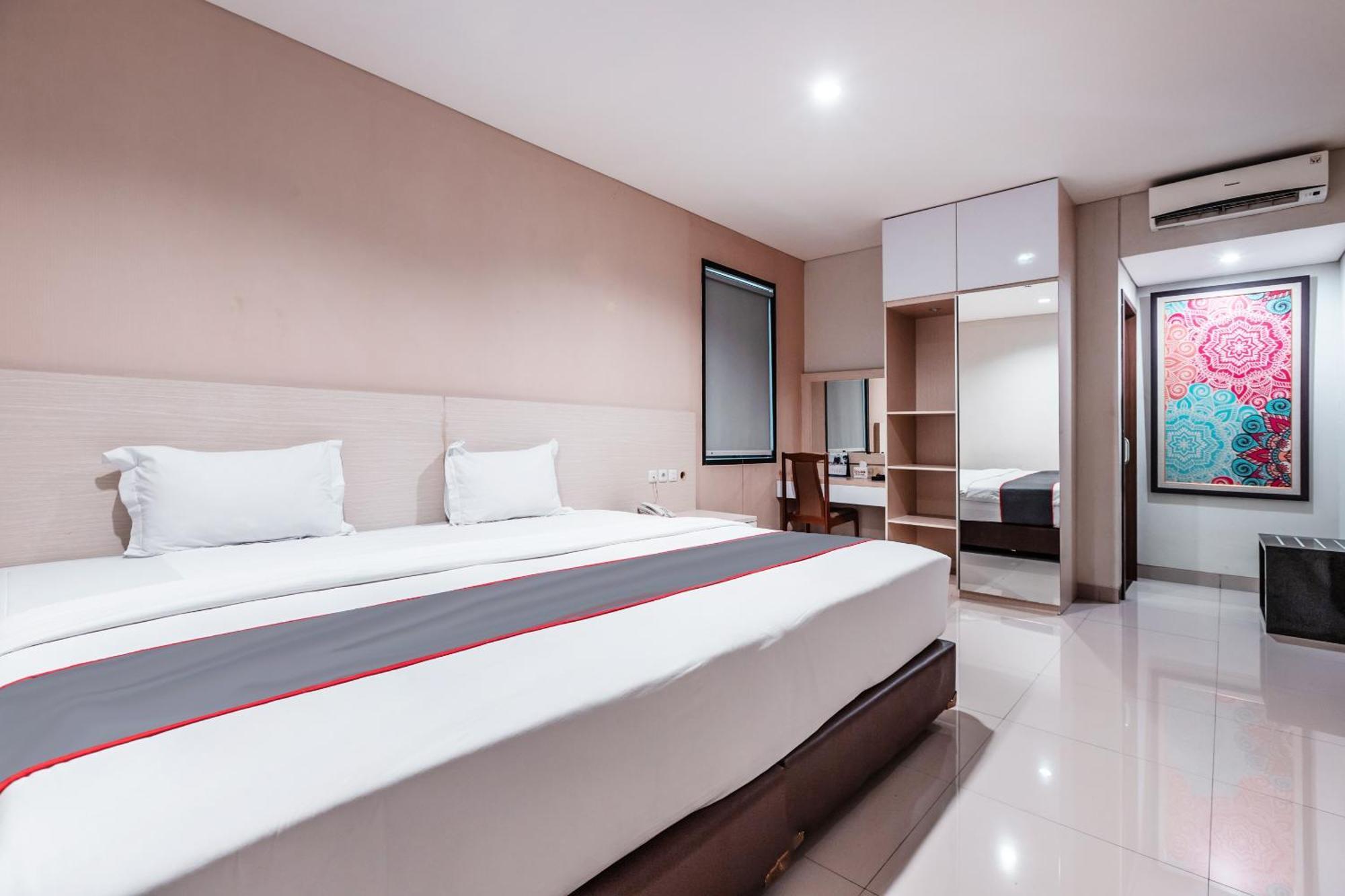 Collection O Hotel Igloo Бекаси Экстерьер фото